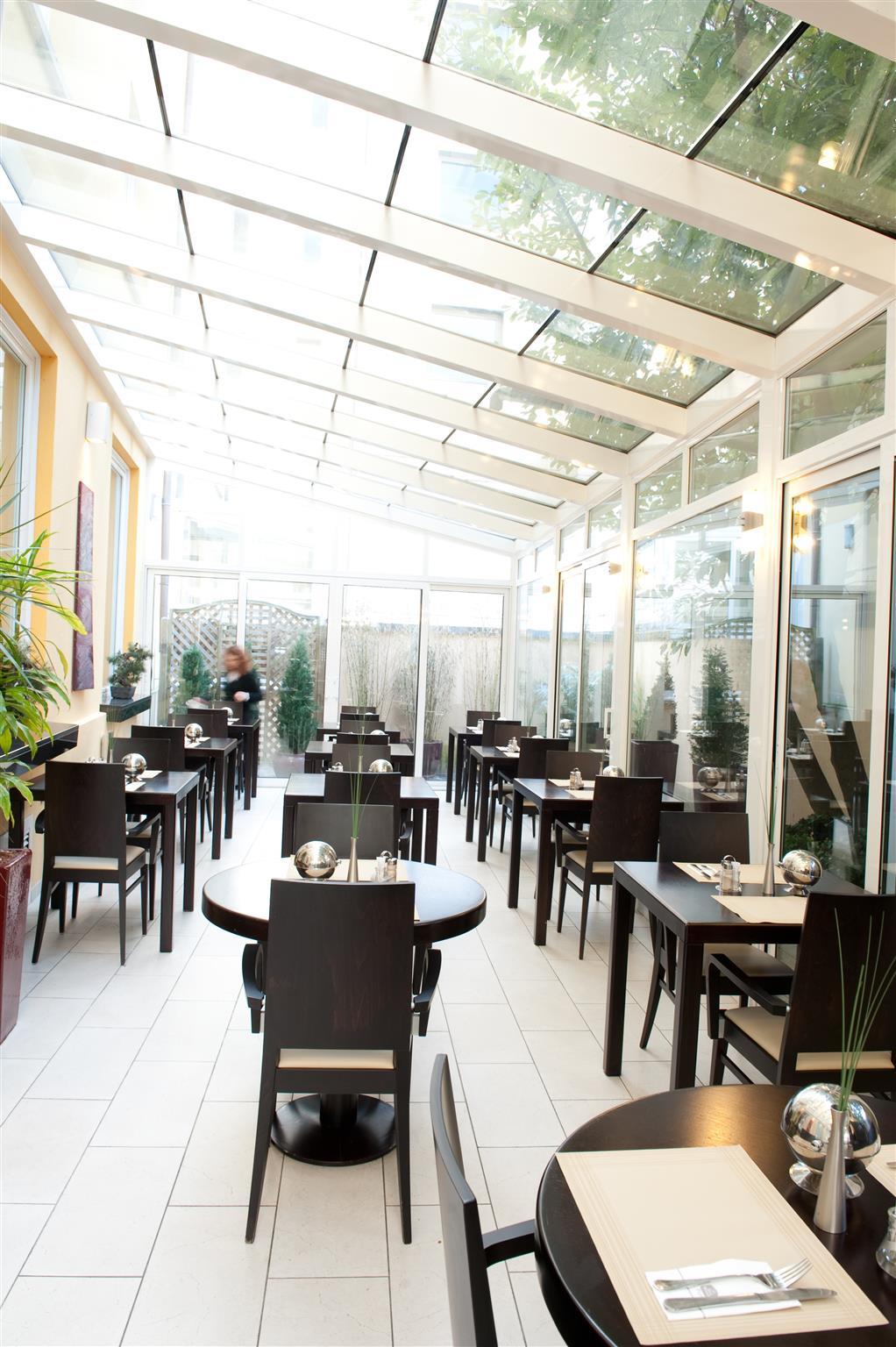 Hotel Western Grand Victor Hugo 4*